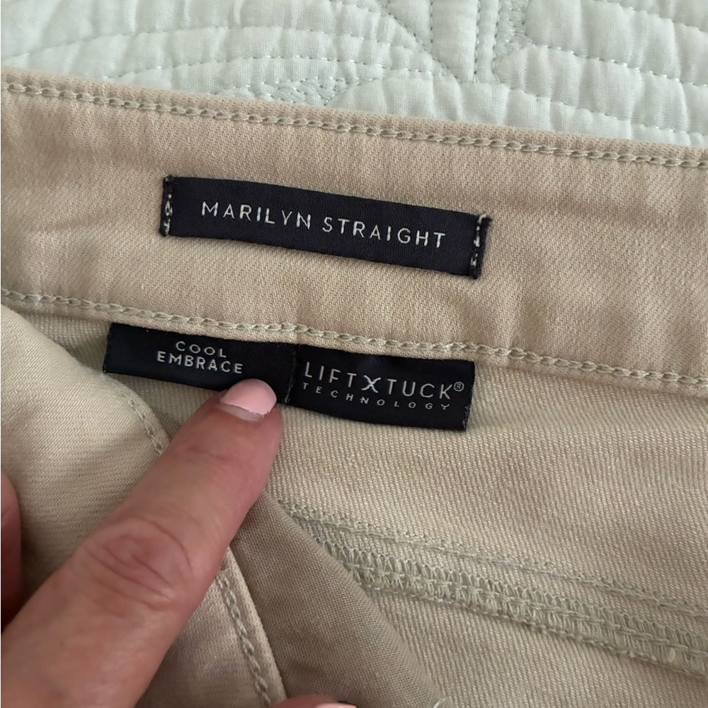 NYDJ Marilyn Crop Cuff Jeans NWT - Picture 11 of 12
